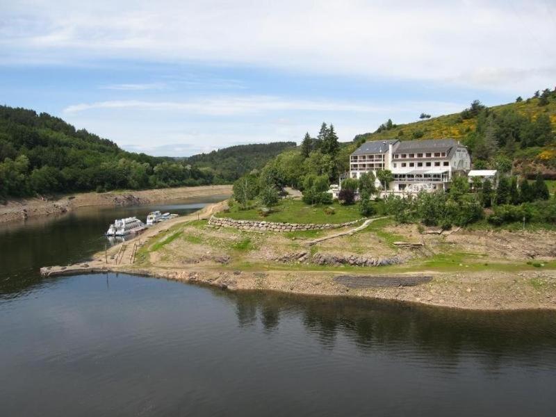 Garabit Hotel Anglards de Saint Flour Exteriér fotografie